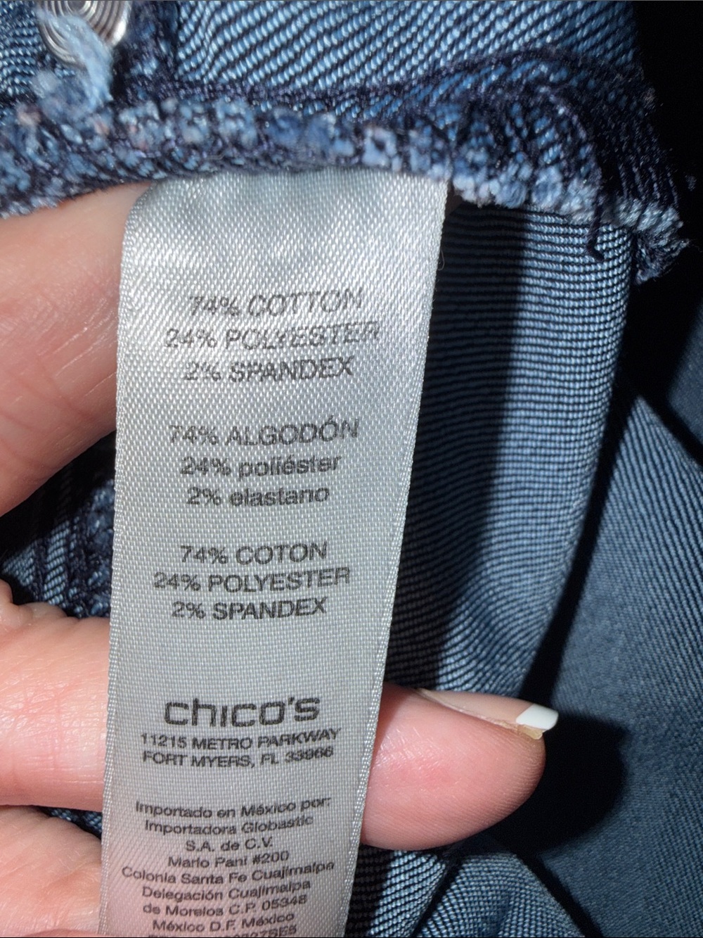 Chicos dark wash pull on ankle jeans - size 2.5. (14) - Picture 5 of 6